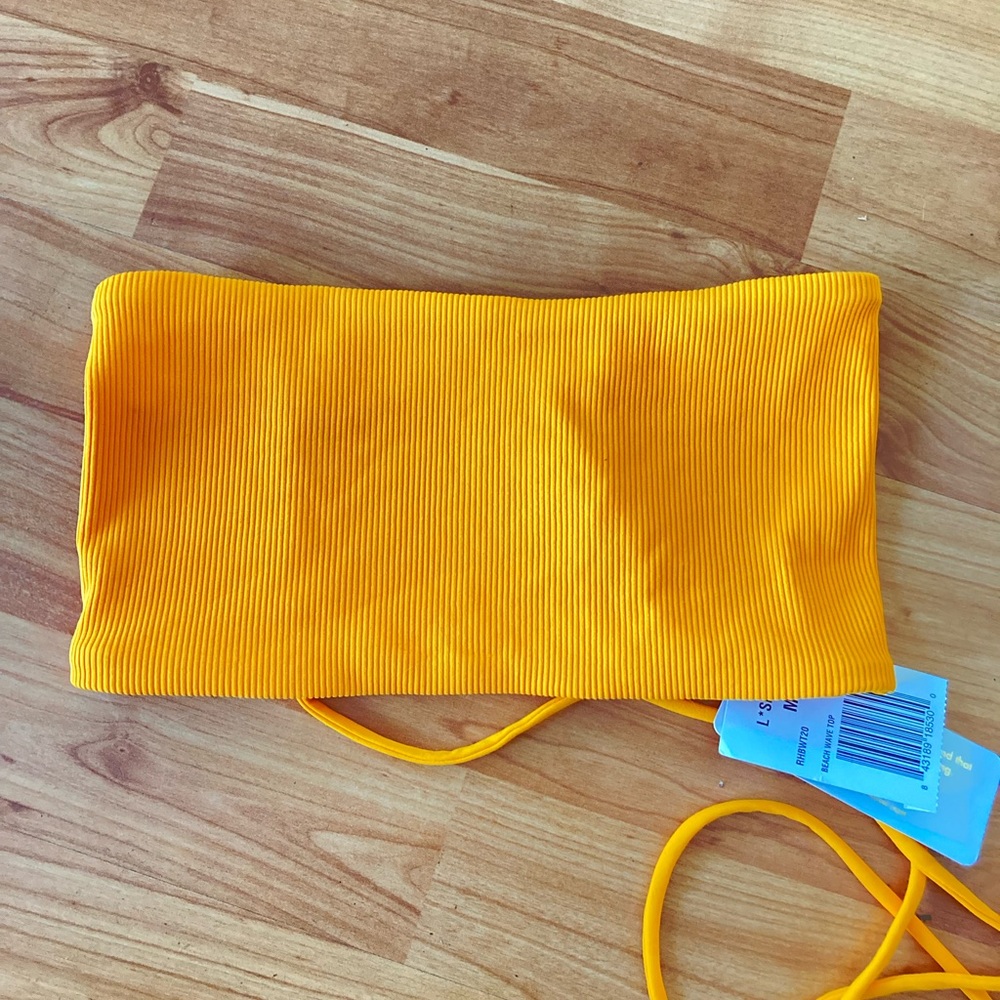 L*space Beach Wave Bikini Top